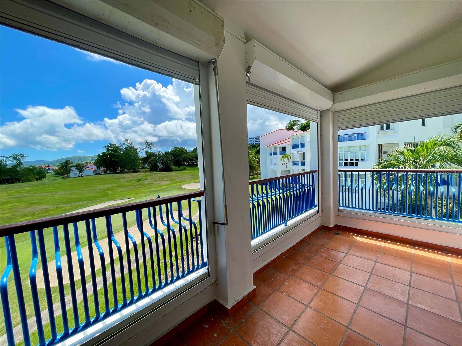 Rio Grande, PR 00745,6000 BLVD. RIO MAR #41B