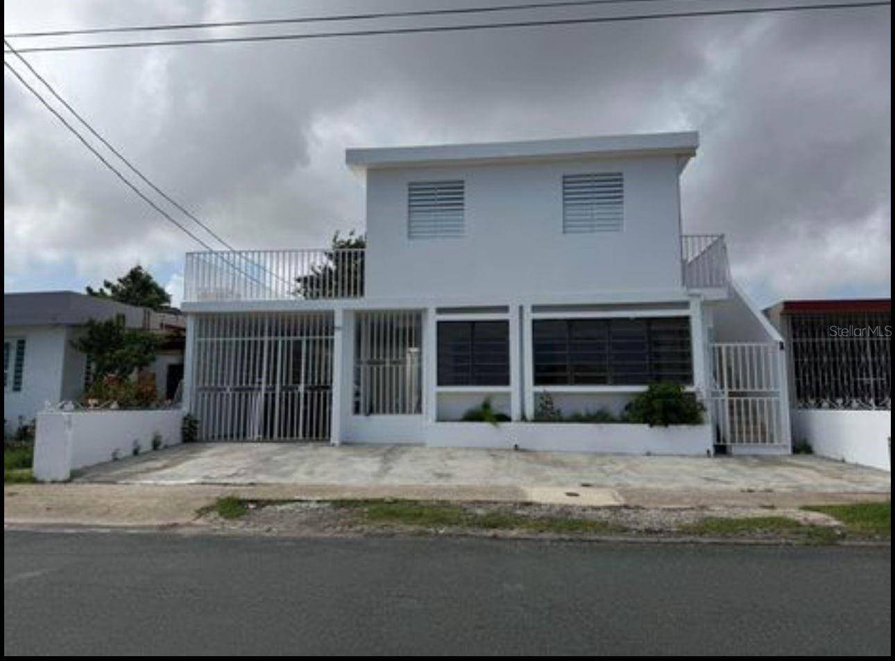 Carolina, PR 00979,Wn-5 LAS FLORES ST