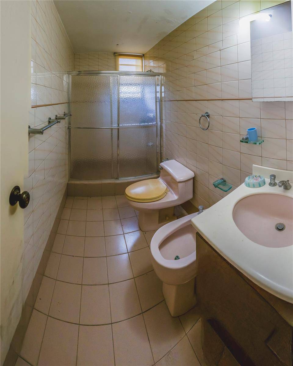 Guaynabo, PR 00969,I-16 BUCARE BUCARE CAPARRA HILLS