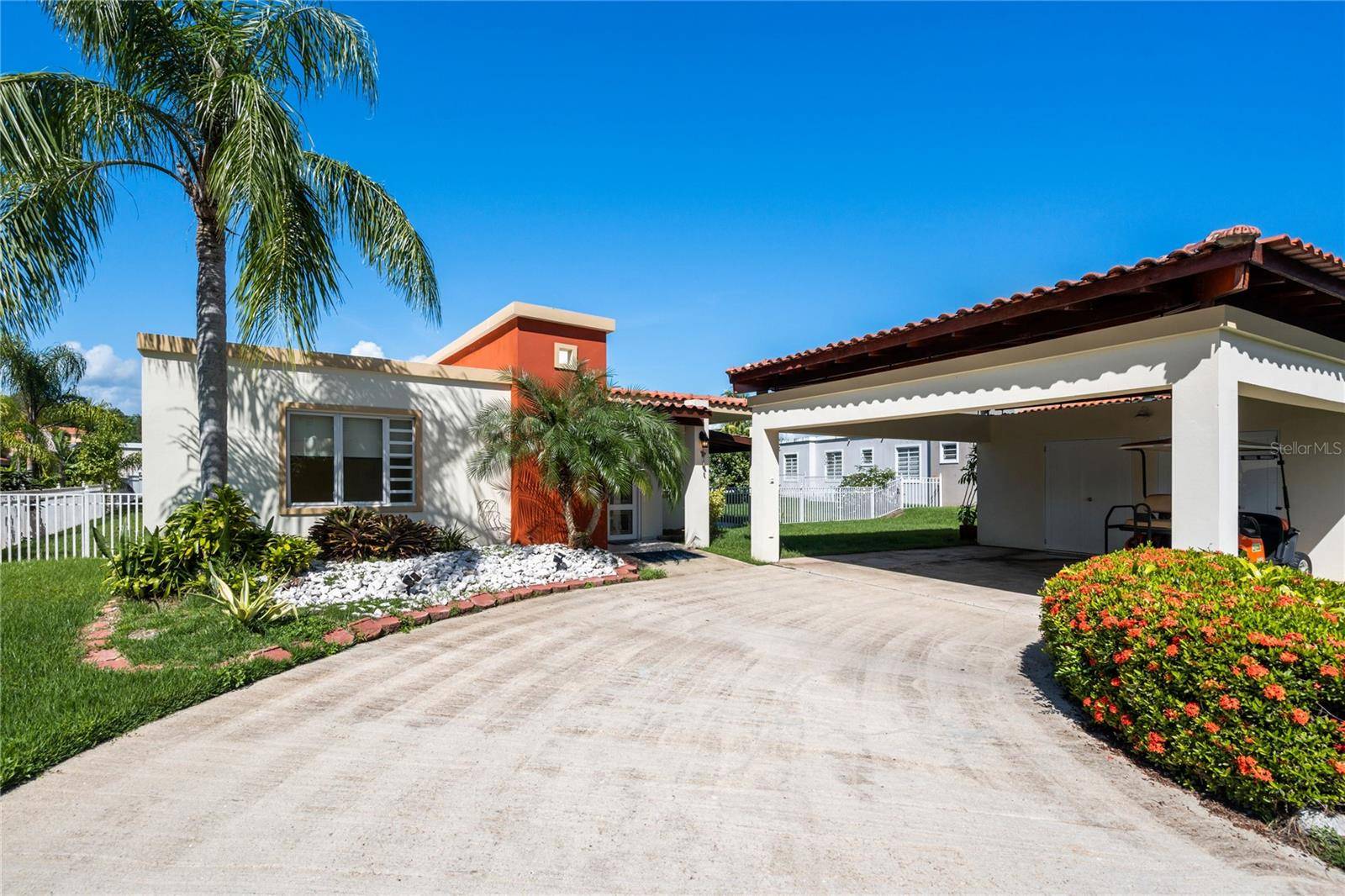 Humacao, PR 00791,E20 CALLE TWILIGHT #E20