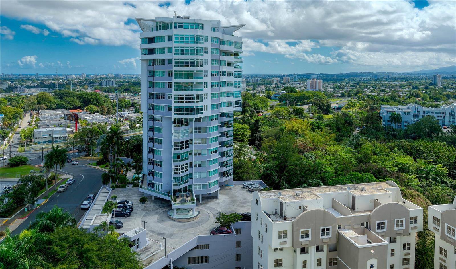 Guaynabo, PR 00969,14 CARR 833 #1701-1702