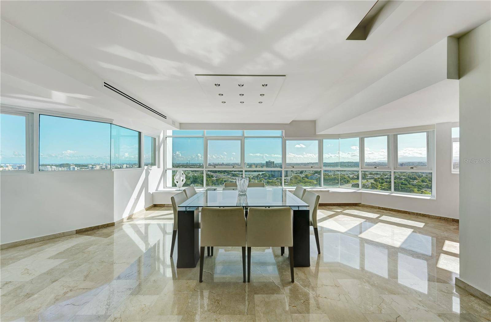 Guaynabo, PR 00969,14 CARR 833 #1701-1702