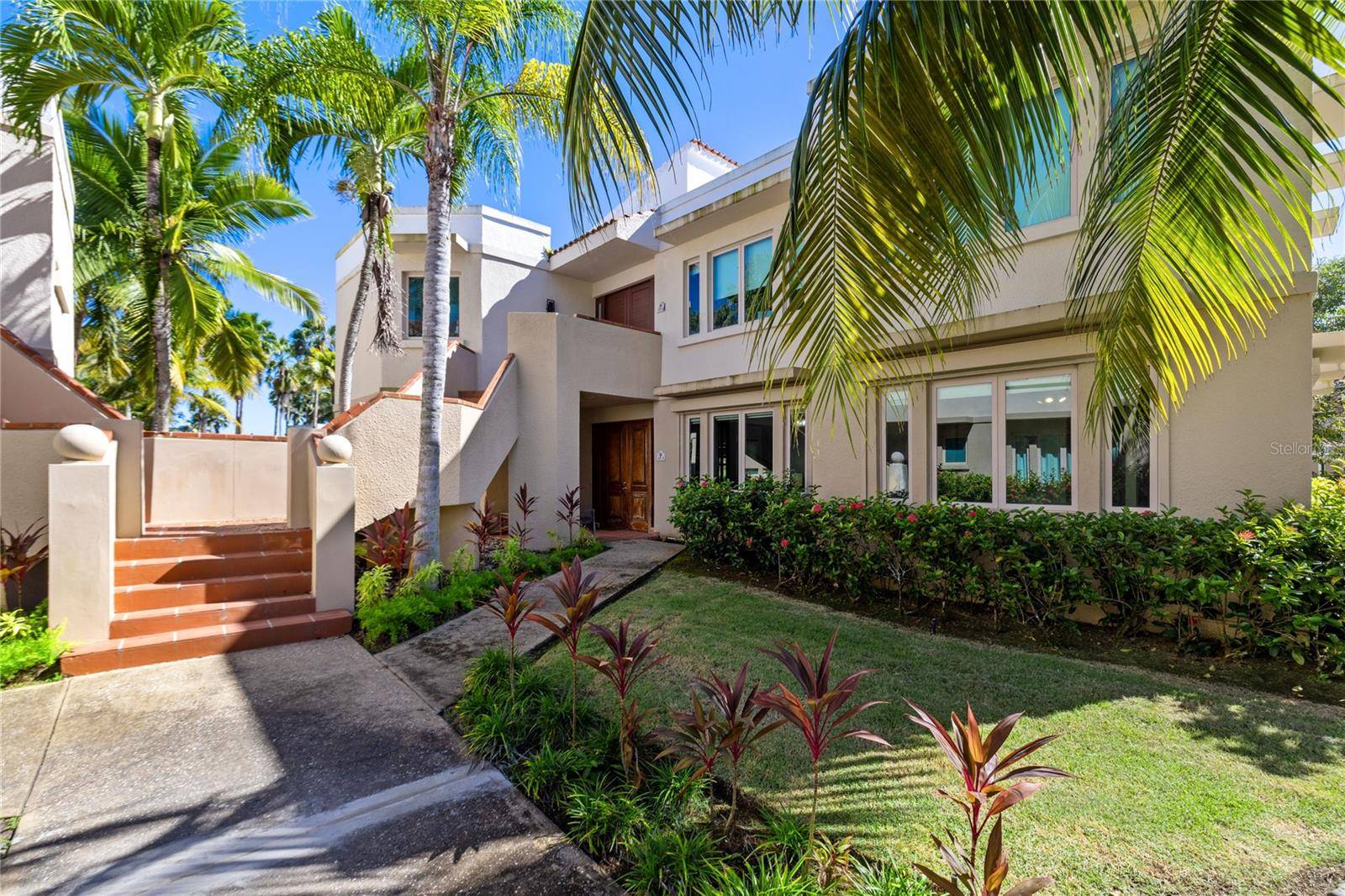 Vega Alta, PR 00692,86 LAKE SIDE VILLAS #AB 3