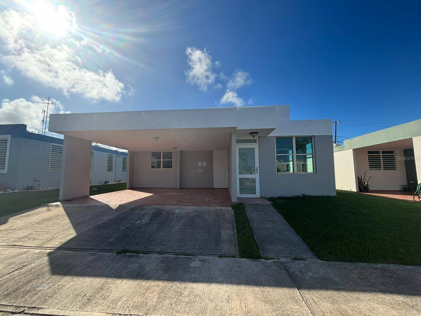 Camuy, PR 00627,14B CALLE CAOBA