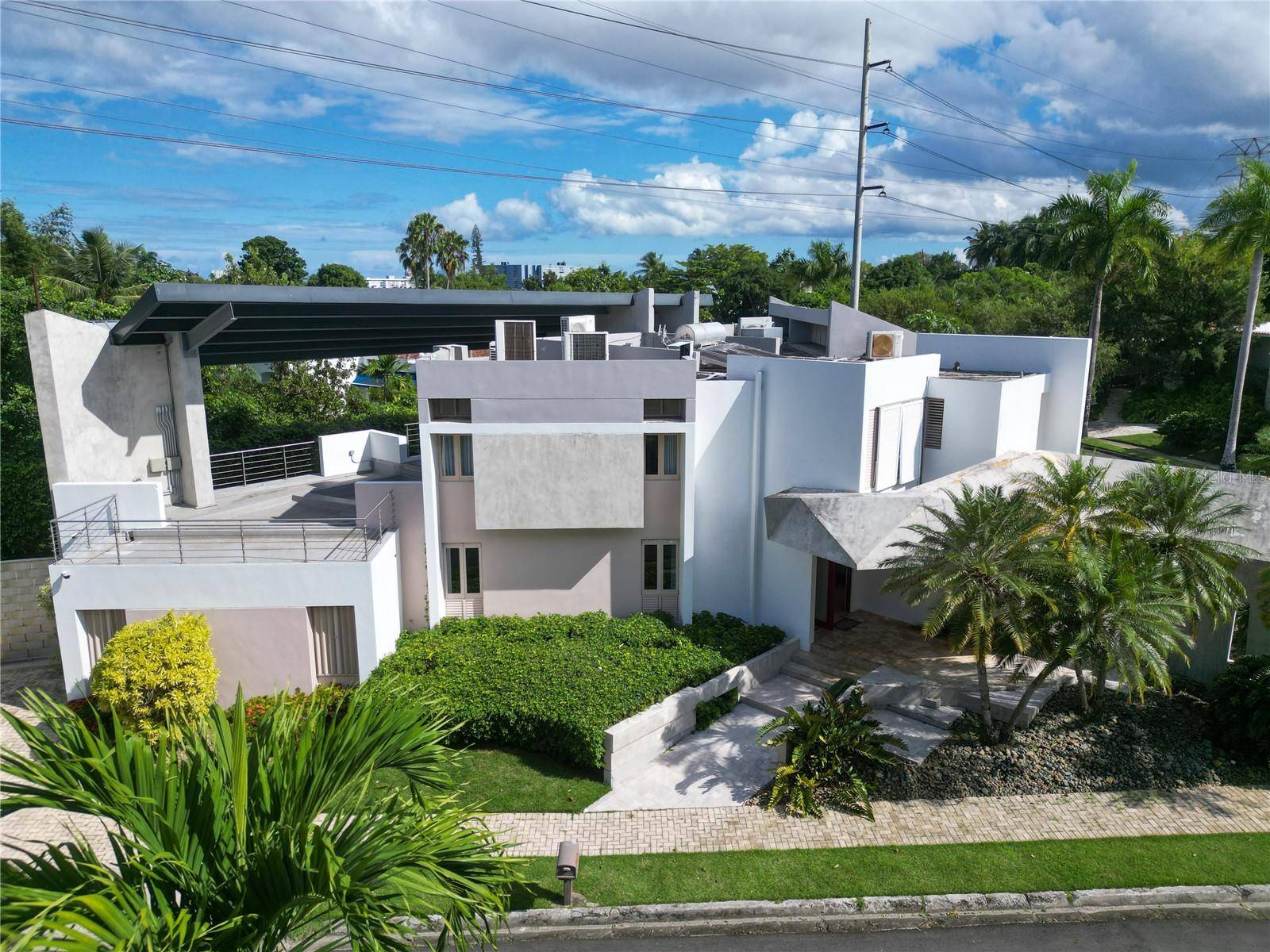 San Juan, PR 00927,Address not disclosed
