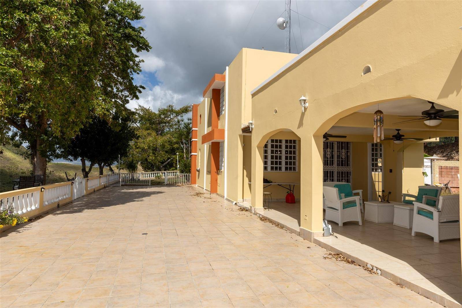 Santa Isabel, PR 00757,154 LOMAS DEL EXPRESO #28