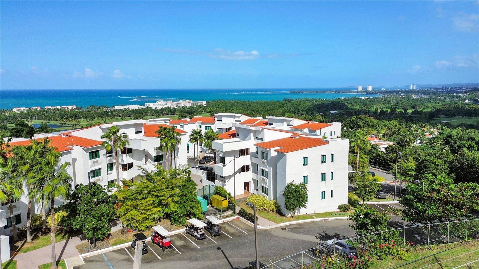 Rio Grande, PR 00745,6000 Rio Mar Blvd VISTAS DEL CACIQUE #7475