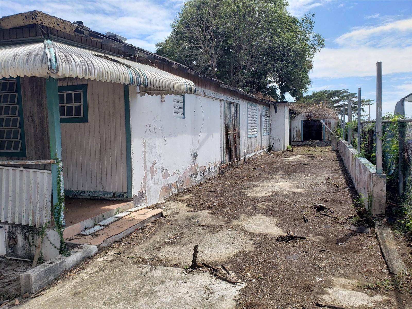 Ponce, PR 00780,. RINCON ST #5472