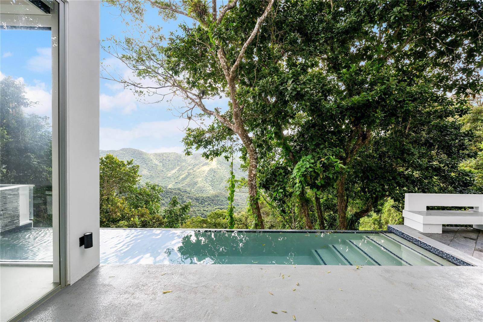Cayey, PR 00736,KM 16.5 ROAD 16 #165