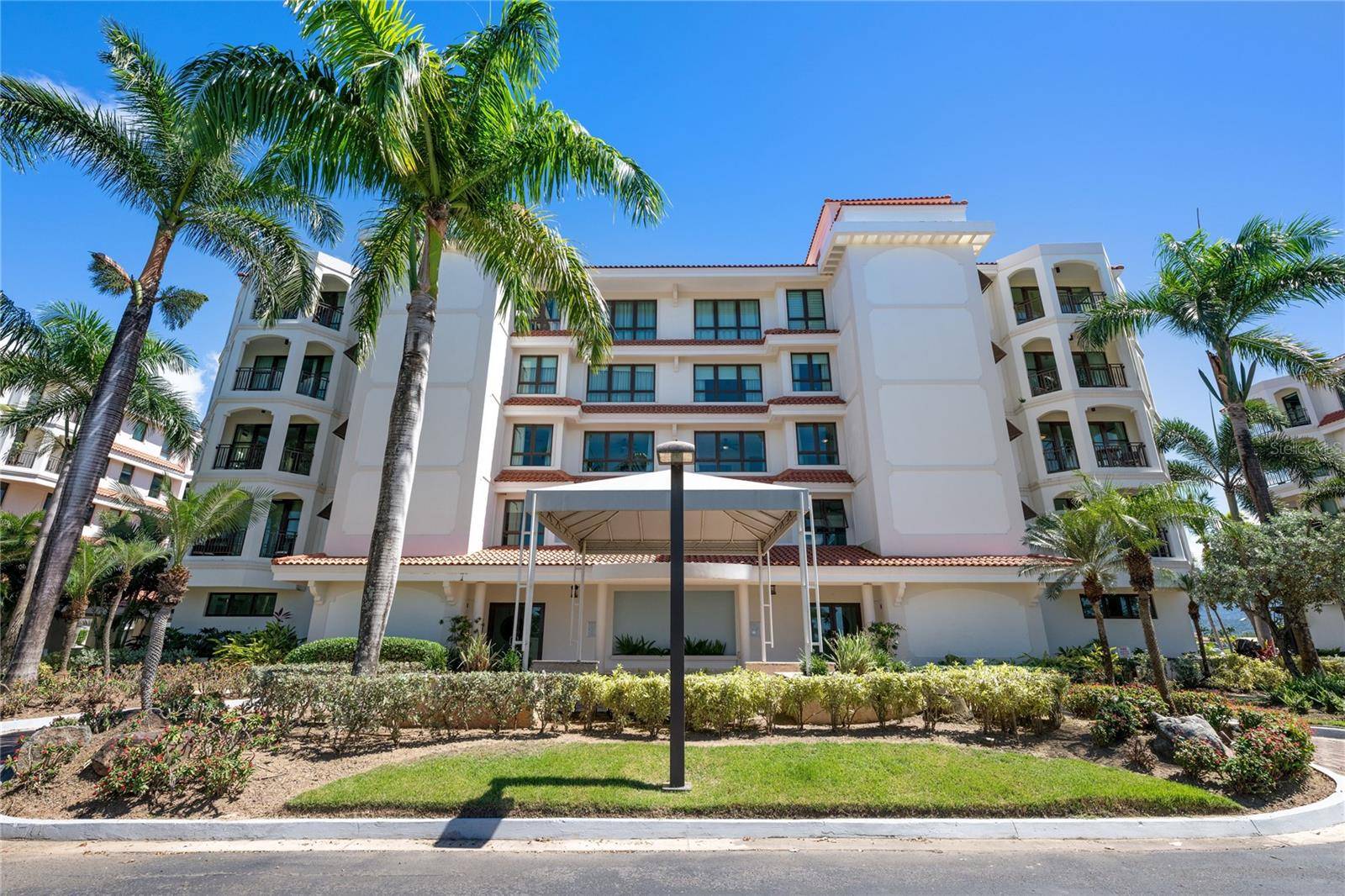 Rio Grande, PR 00721,200 COCO BEACH BVL #302B
