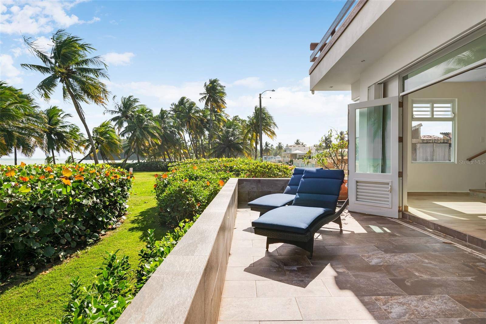 Humacao, PR 00791,Calle 1 PUNTA SANTIAGO