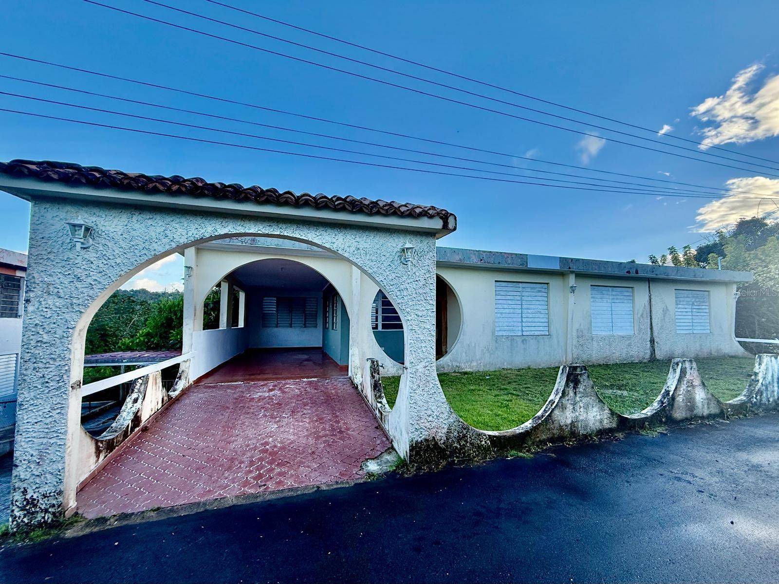 Aguas Buenas, PR 00703,km 48.1 BO MULAS