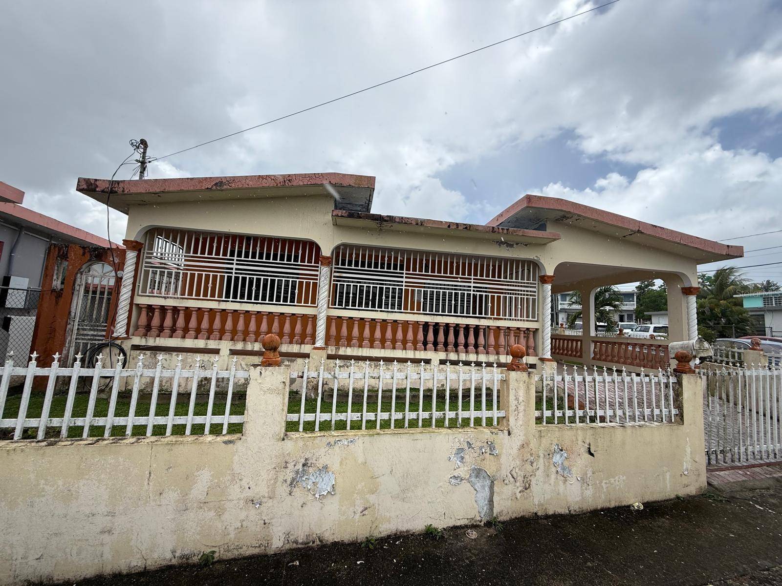 San Lorenzo, PR 00754,Loa Tamarindos CALLE NUM 5