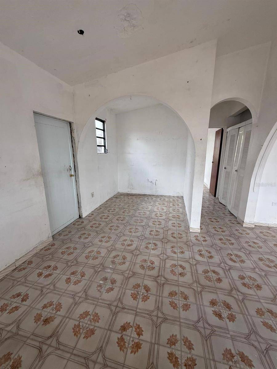 San Lorenzo, PR 00754,Loa Tamarindos CALLE NUM 5