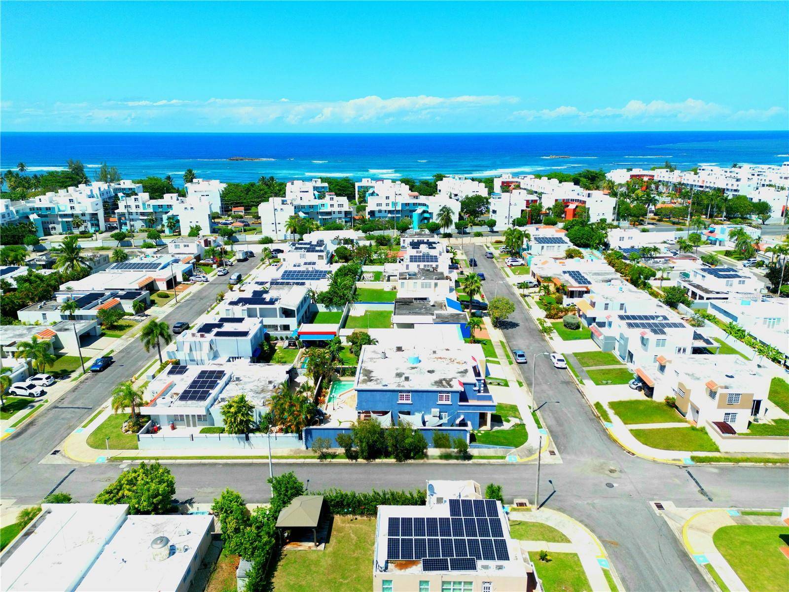 Vega Baja, PR 00693,Escambron URB. VILLAS DE LA PLAYA #113