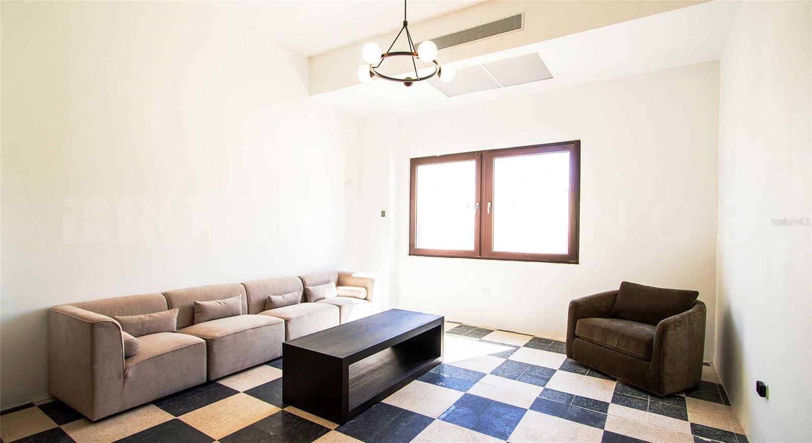 San Juan, PR 00901,254-256 SAN FRANCISCO ST #203
