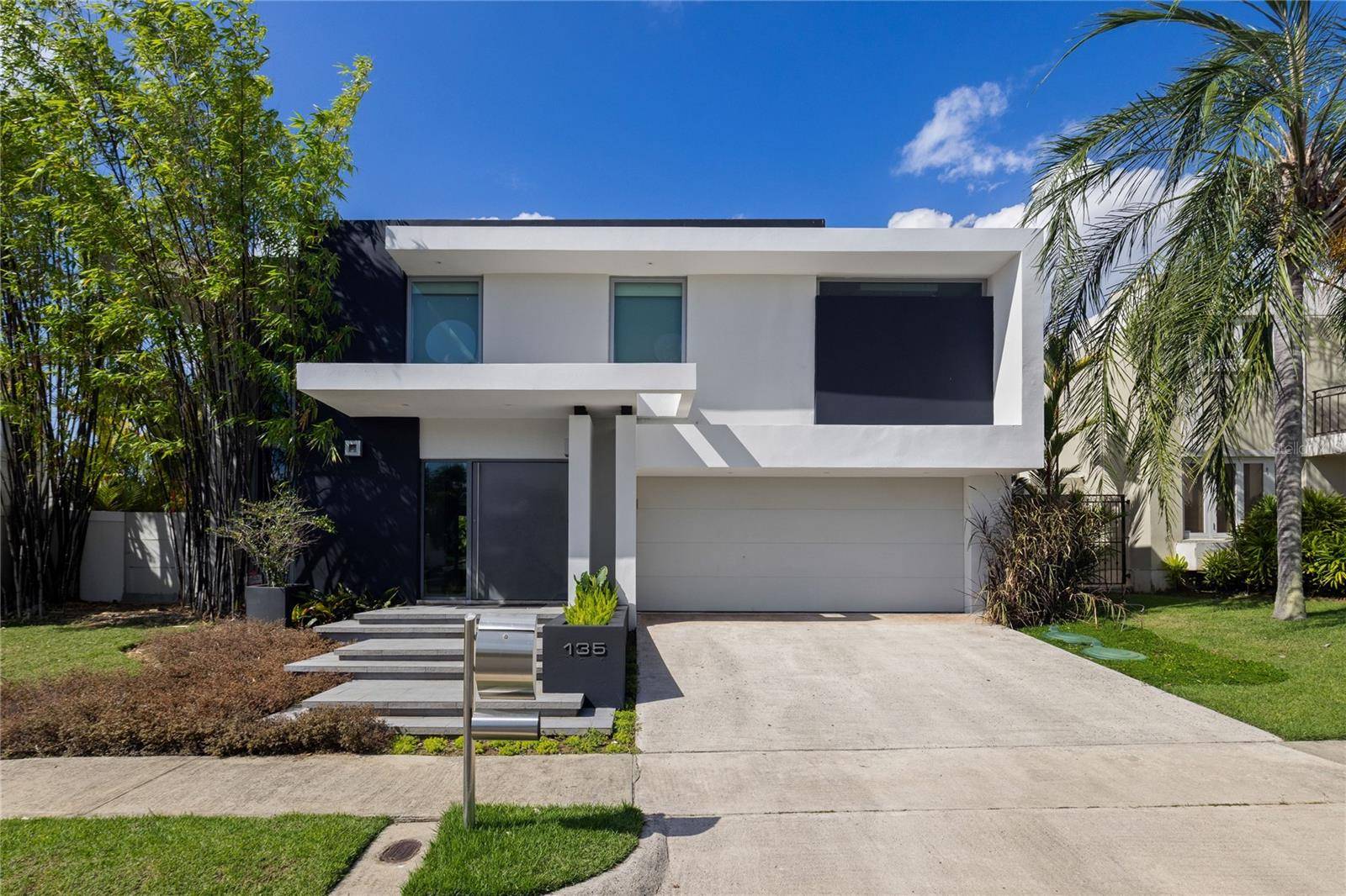 Guaynabo, PR 00969,Address not disclosed