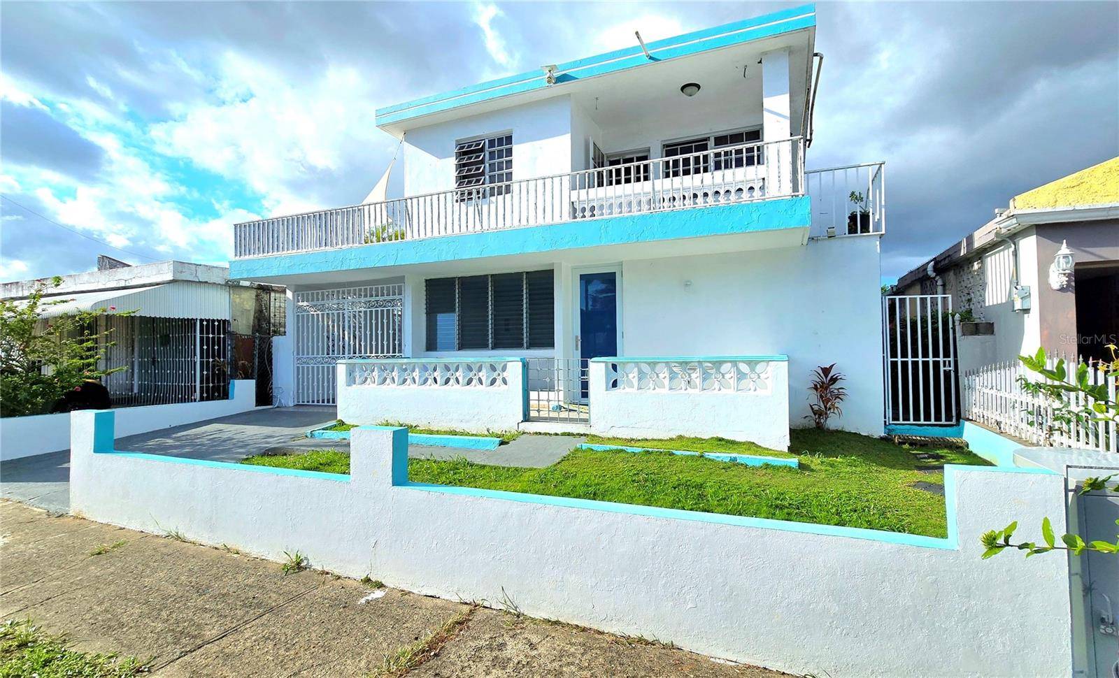 Bayamon, PR 00957,49 URB. REXVILLE #AC8