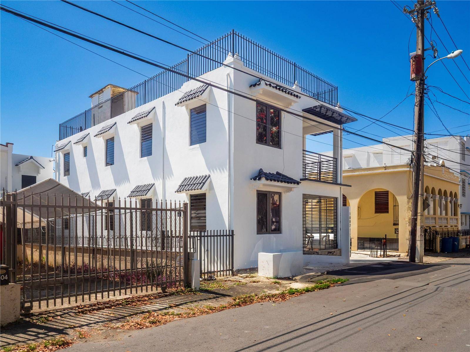 San Juan, PR 00925,1002 CALLE MADRID, URB SANTA RITA
