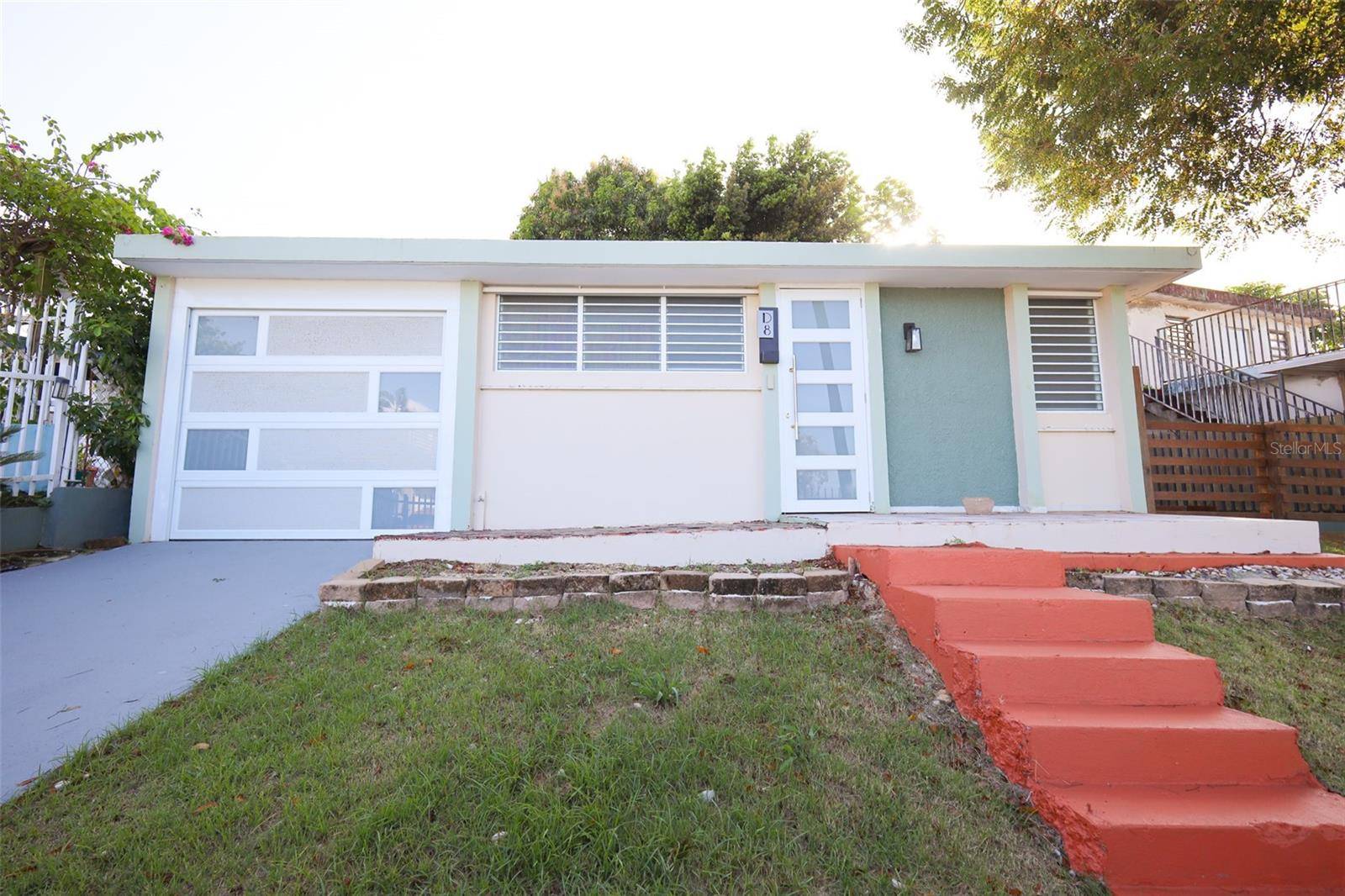 San Juan, PR 00926,Cupey Gardens CALLE 2 #D8