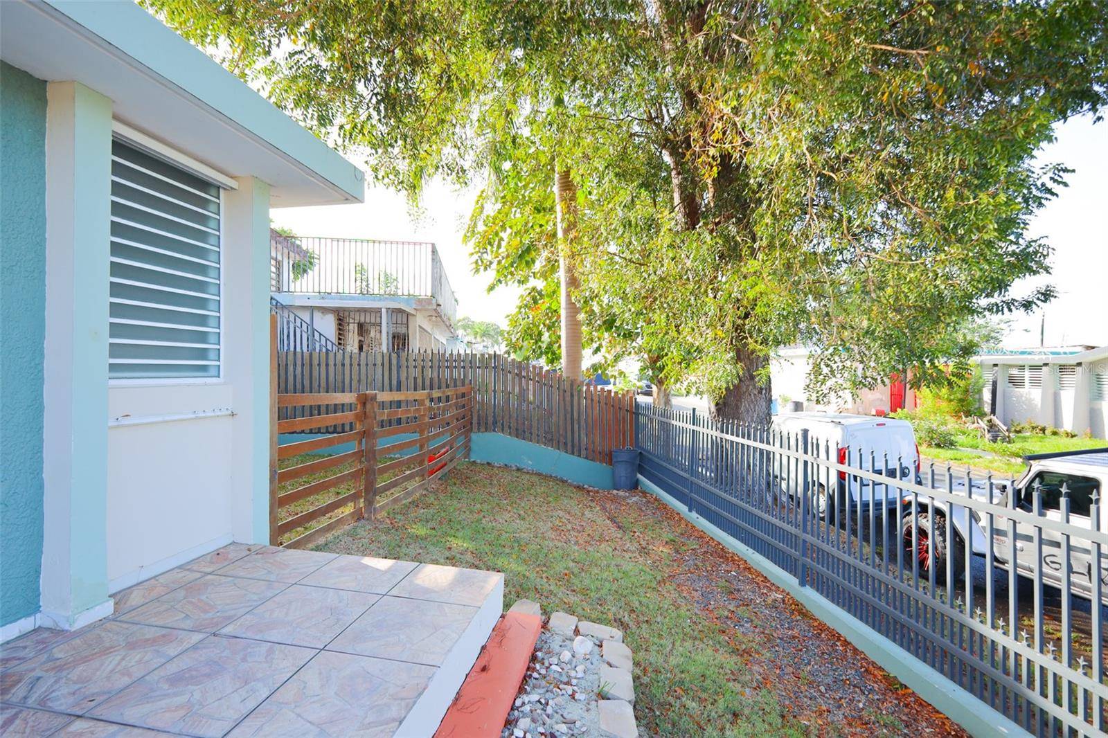 San Juan, PR 00926,Cupey Gardens CALLE 2 #D8
