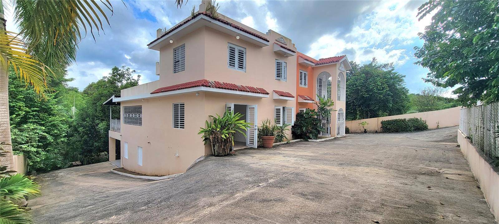 Trujillo Alto, PR 00976,4 RIACHUELO ST. #5, BRISAS DE CARRAIZO DEV.