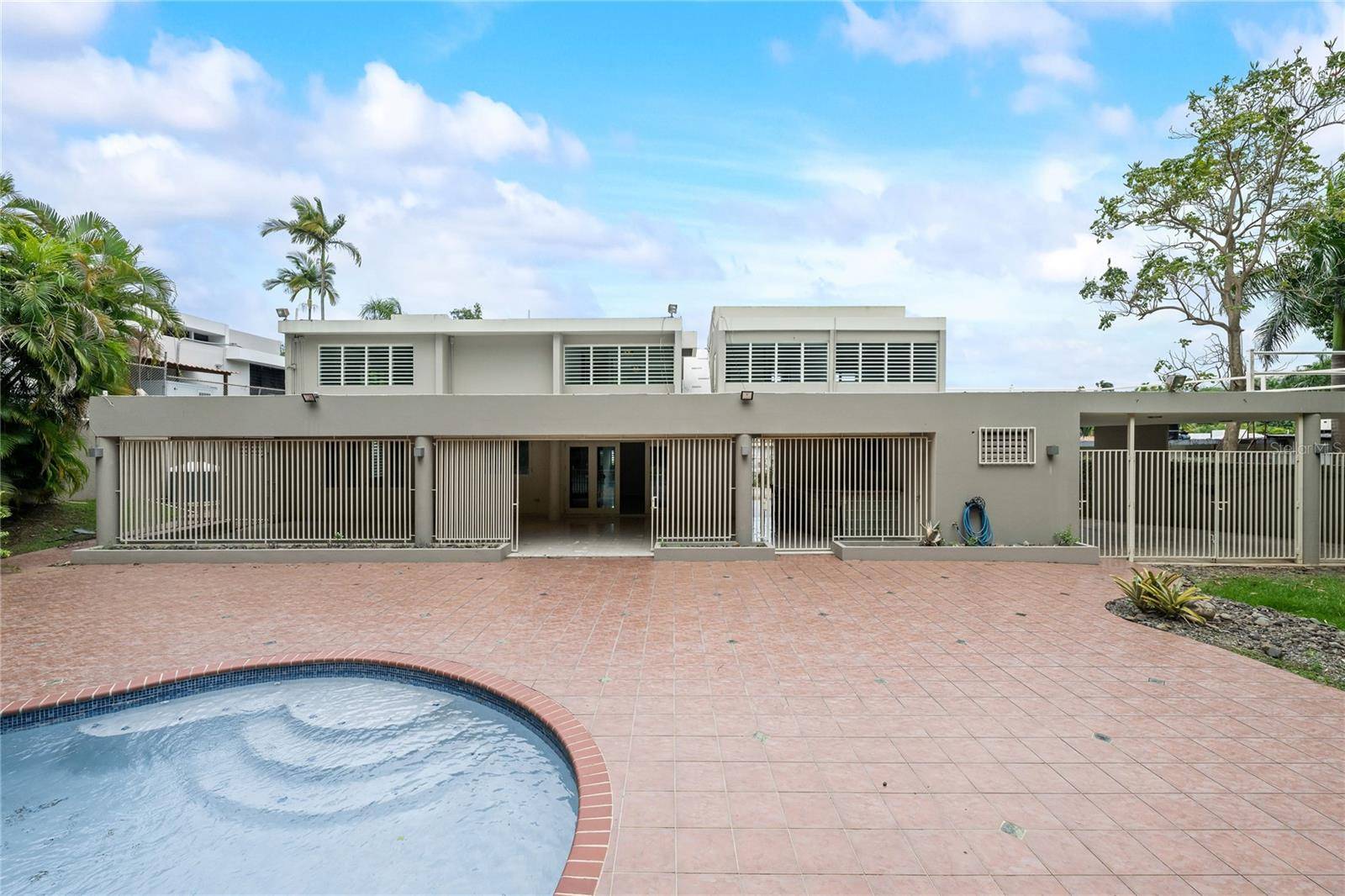Guaynabo, PR 00966,606 CALLE #1 TINTILLO HILLS