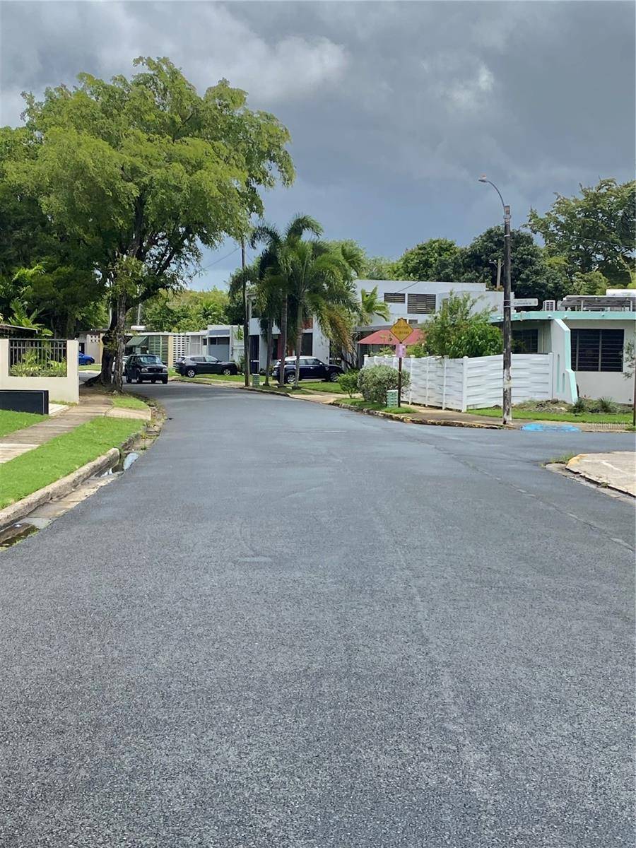 San Juan, PR 00927,758 DUKE STREET