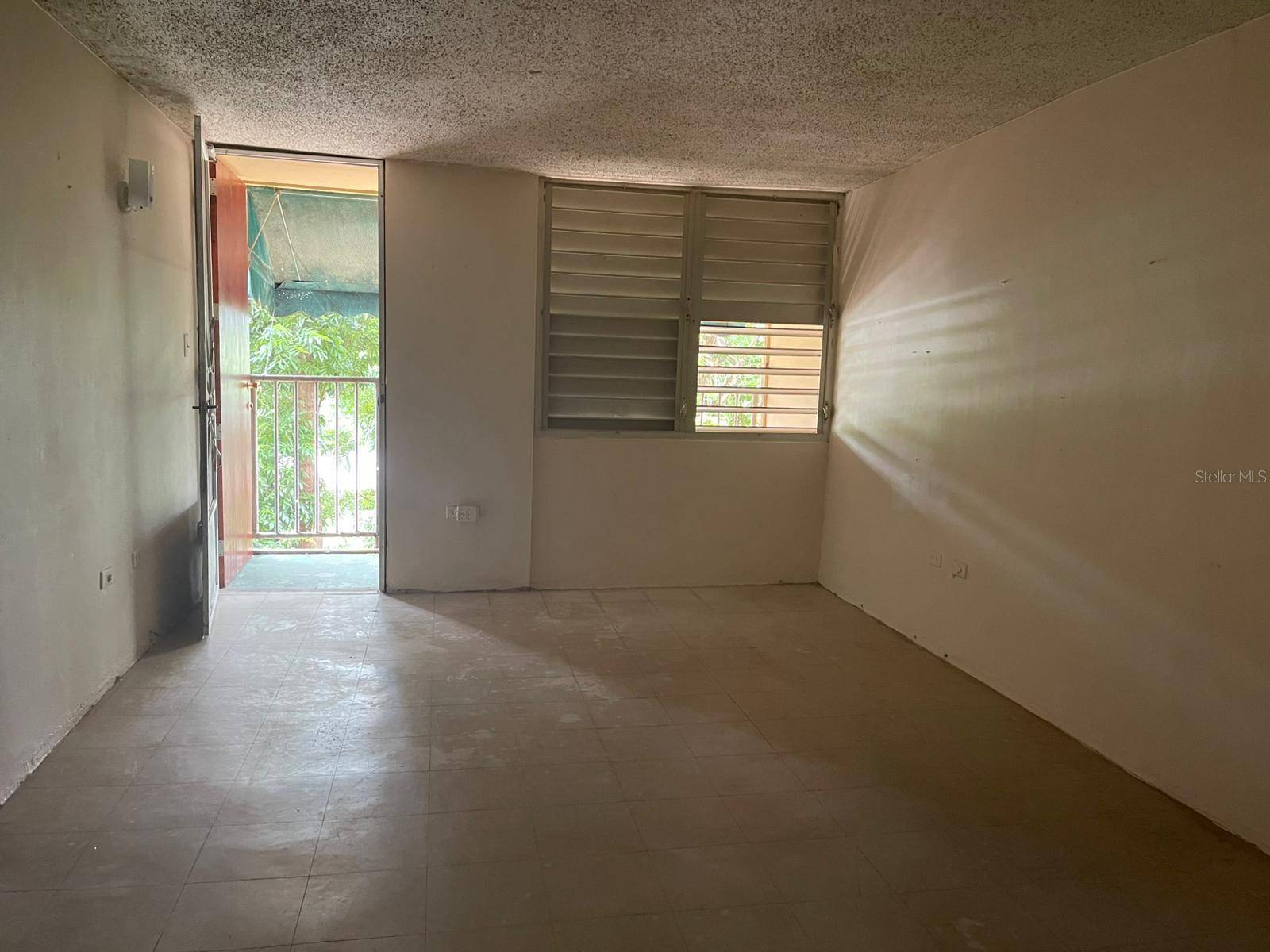 San Juan, PR 00923,0 CALLE EIDER #1