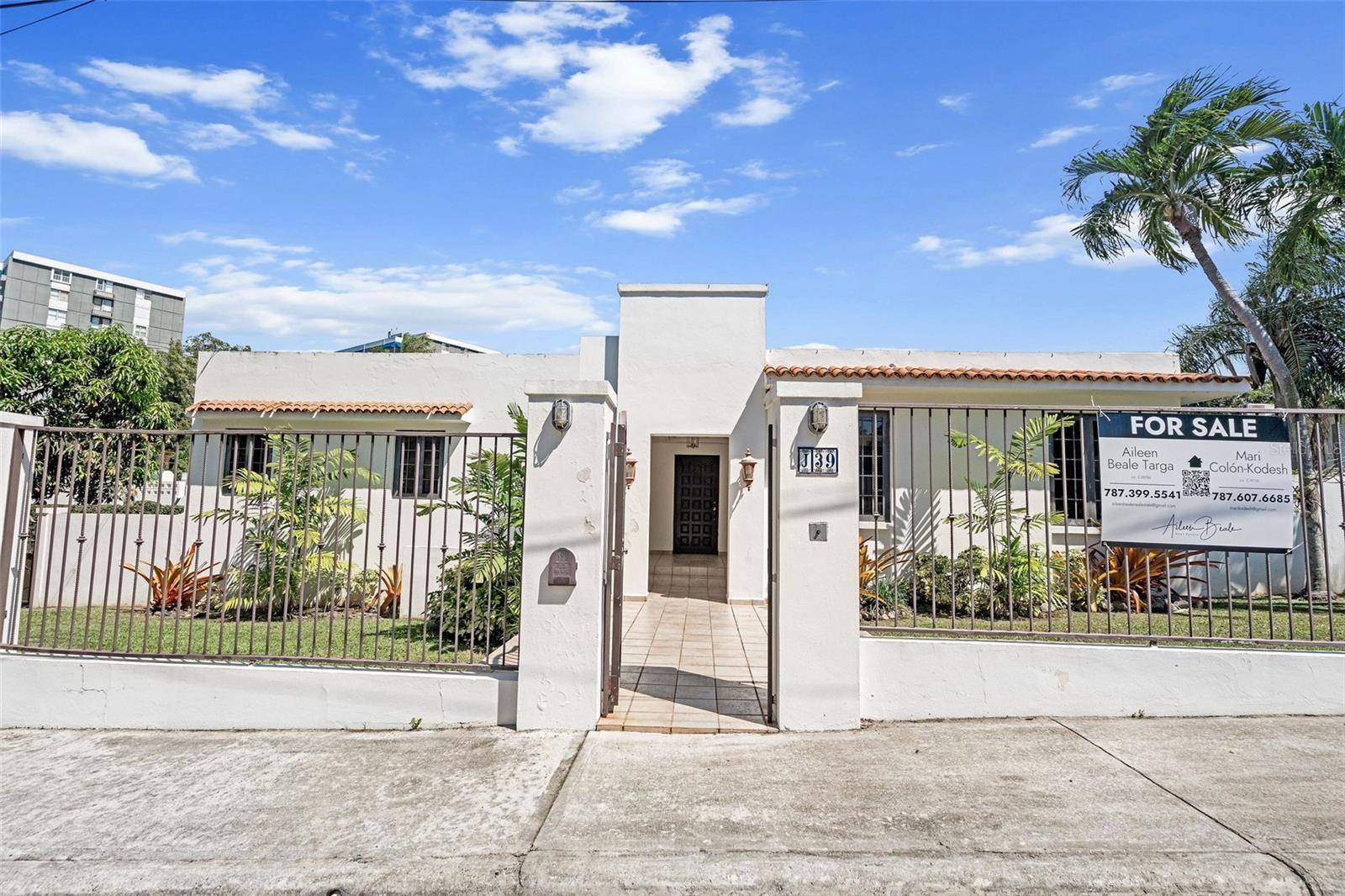 Guaynabo, PR 00966,39 J ST #J39