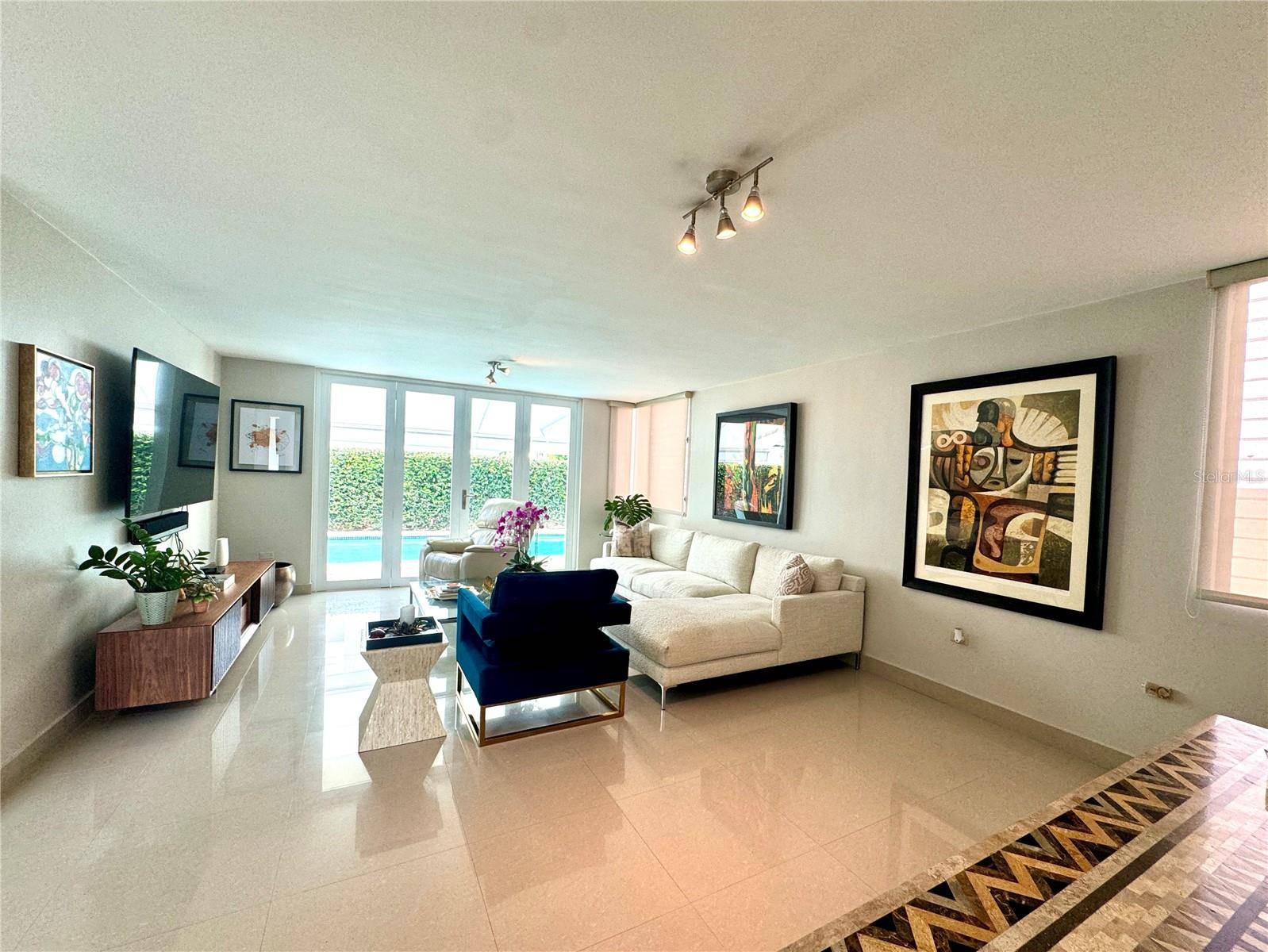 Guaynabo, PR 00969,M-12 TORTOLA