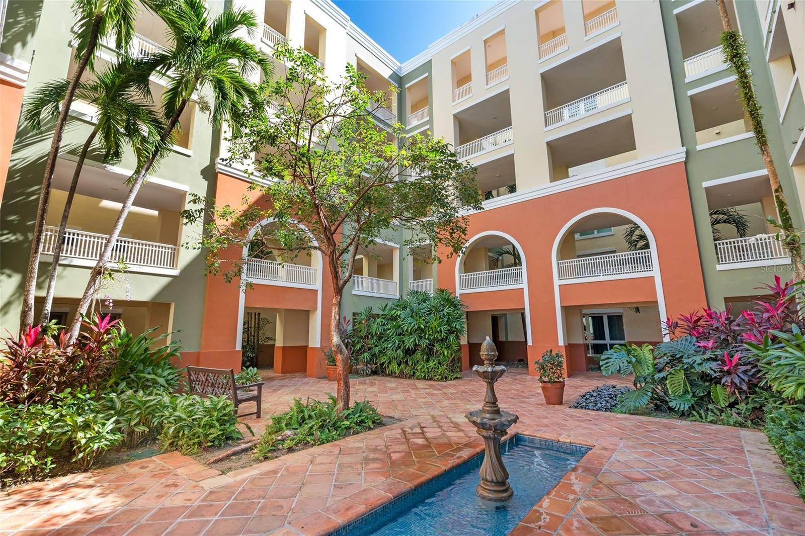 Humacao, PR 00791,300 OCEAN DRIVE #320