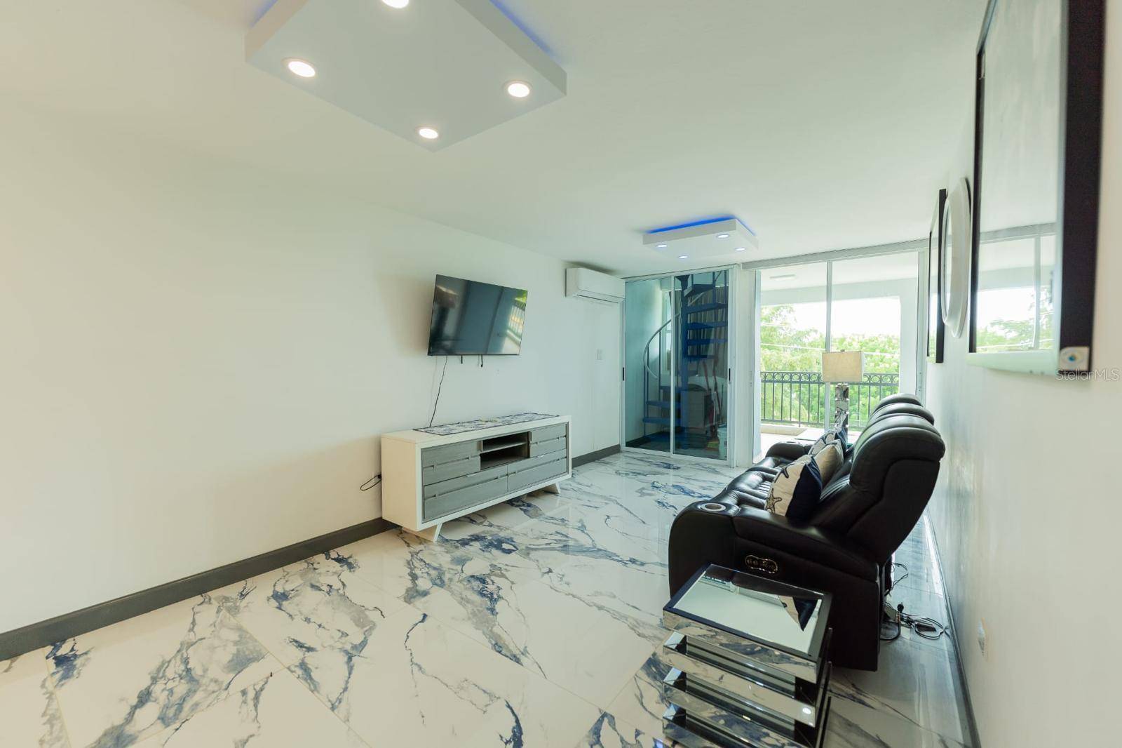 Rincon, PR 00677,412 CAMBIJA #404