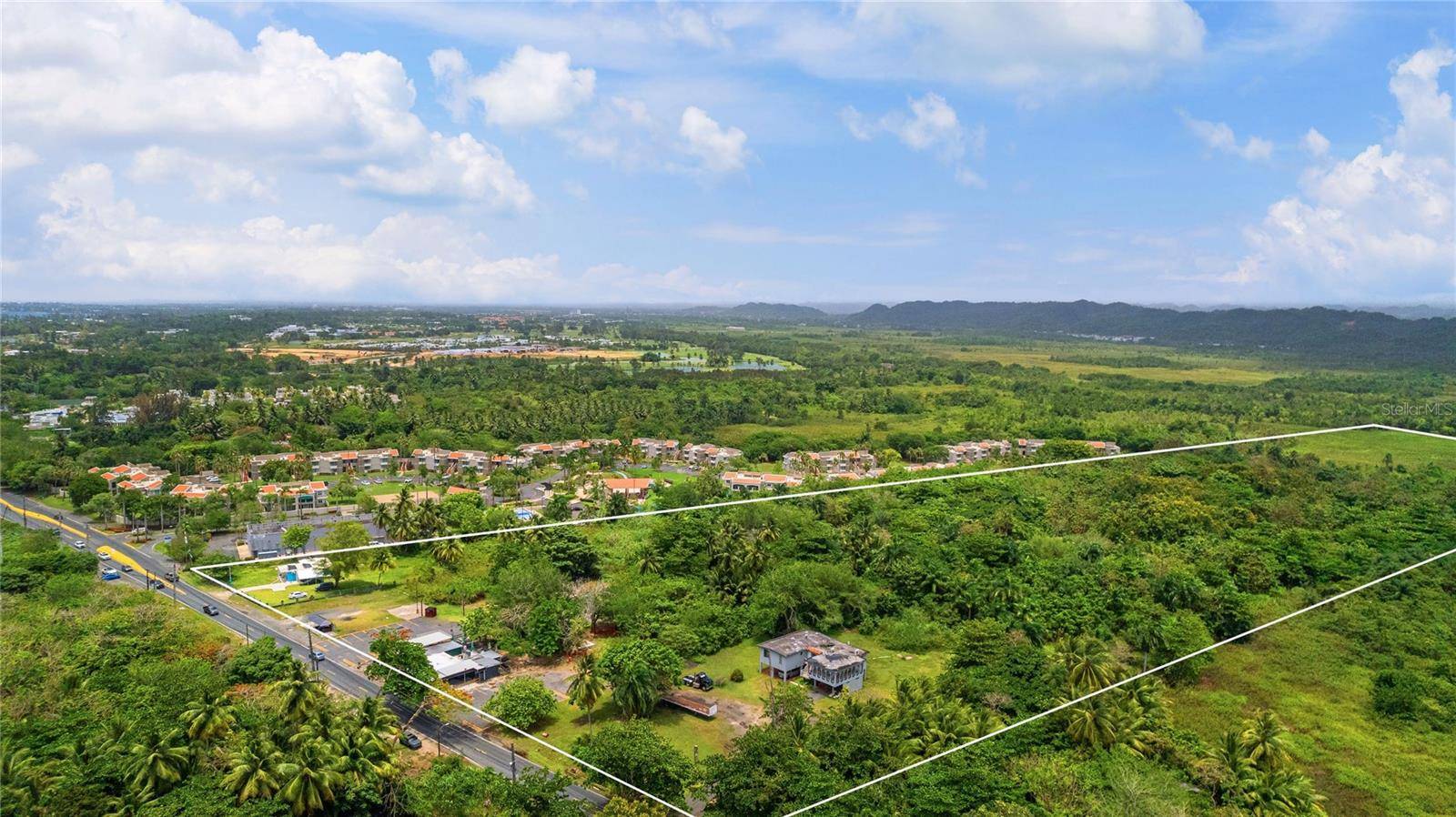 Vega Alta, PR 00692,PR-693