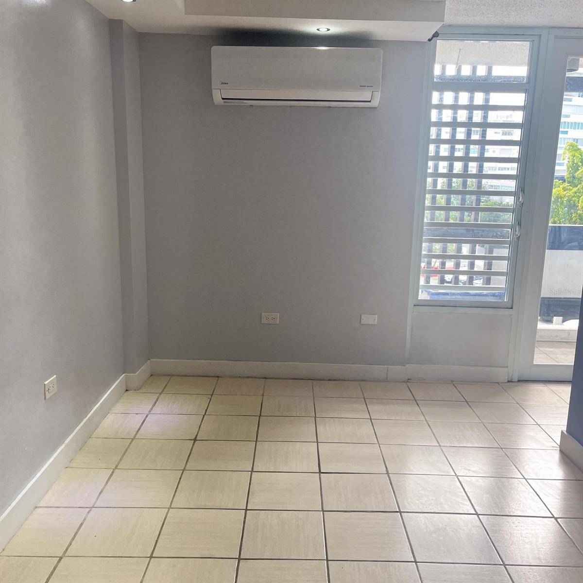 San Juan, PR 00921,1407 ASHFORD #401