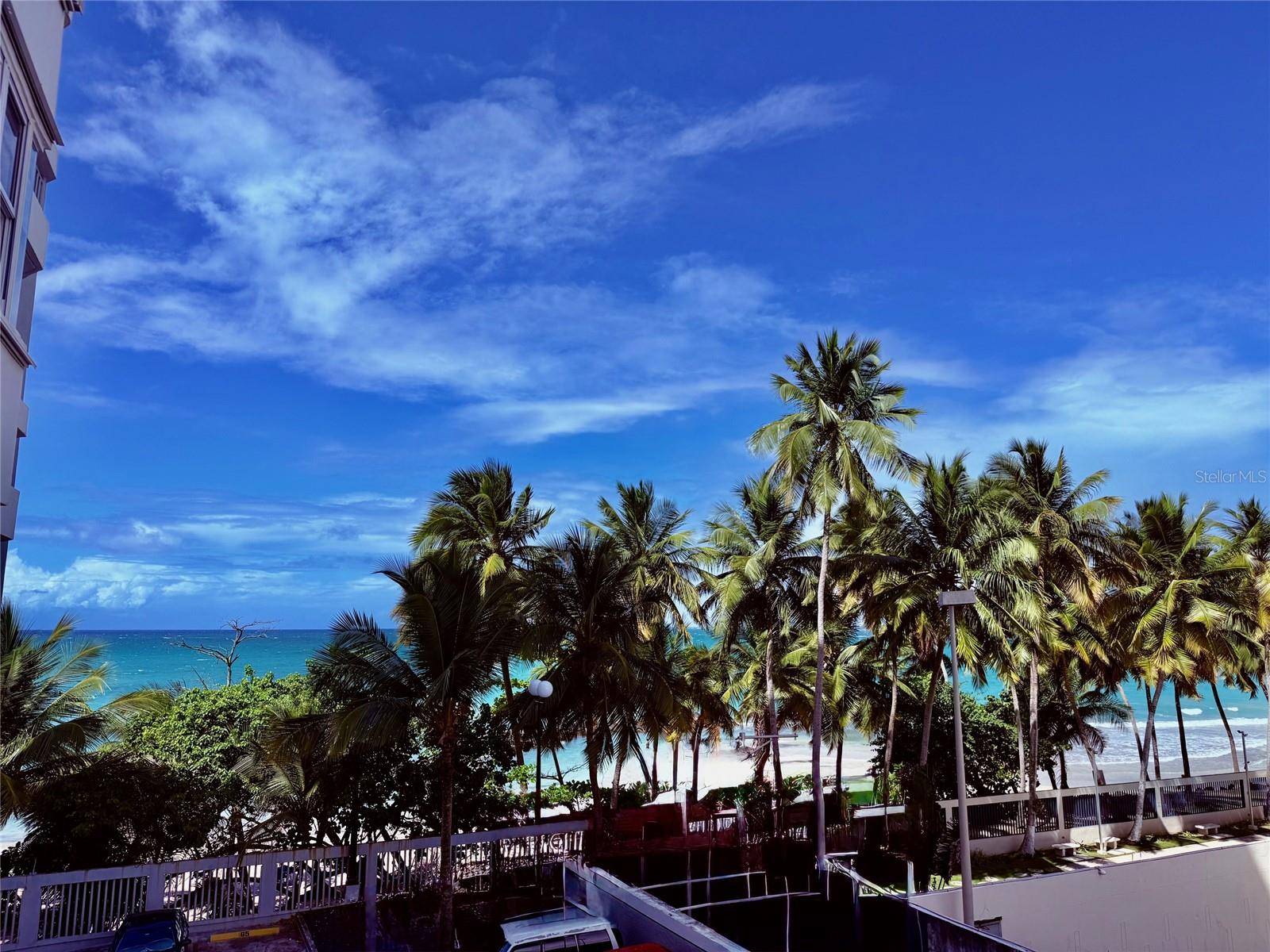 Carolina, PR 00979,3205 ISLA VERDE AVE #307