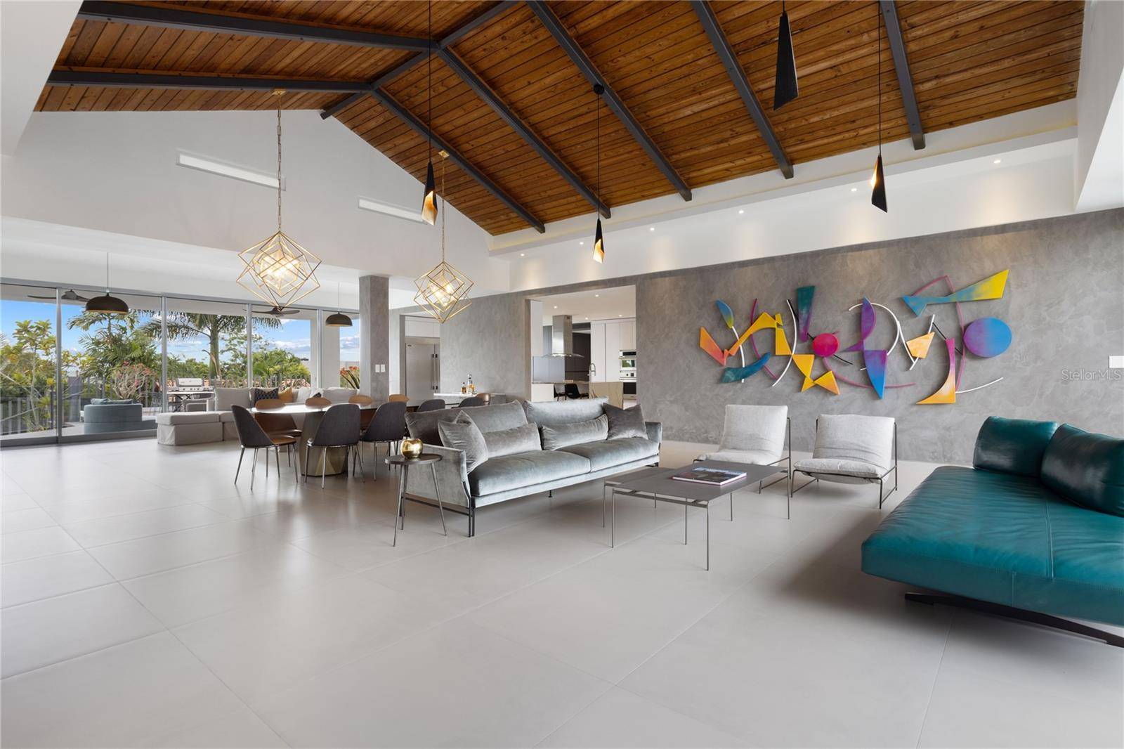 Guaynabo, PR 00969,Reina Isabel 168 LA VILLA DE TORRIMAR