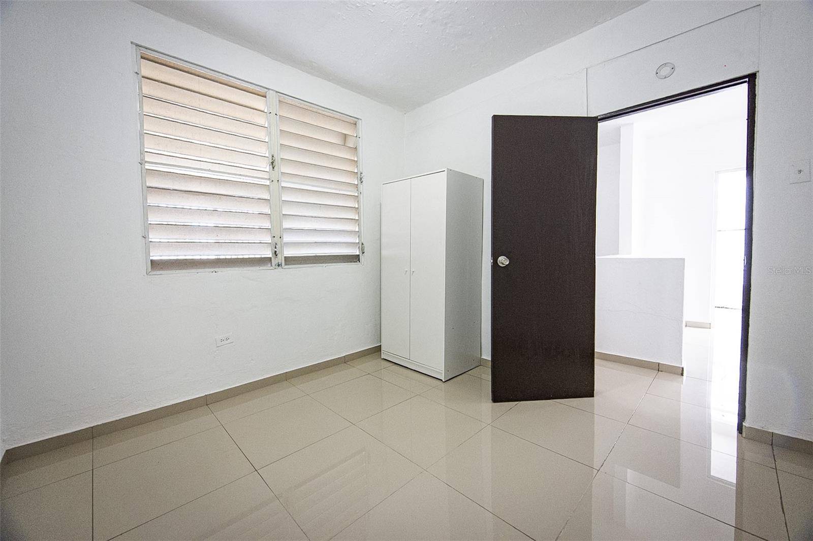San Juan, PR 00920,306 NE 23RD