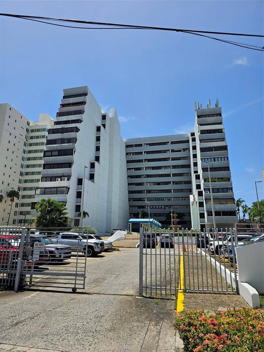 Carolina, PR 00979,7185 PR-187 AVE. ISLA VERDE #12-A