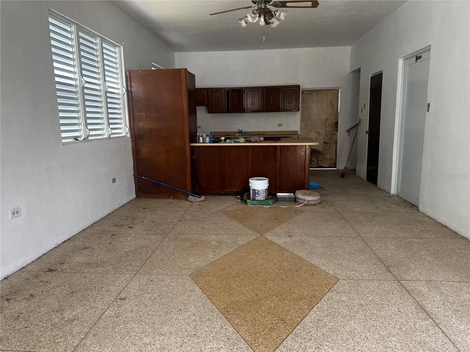 Coamo, PR 00769,D URB. EL EDEN D-7