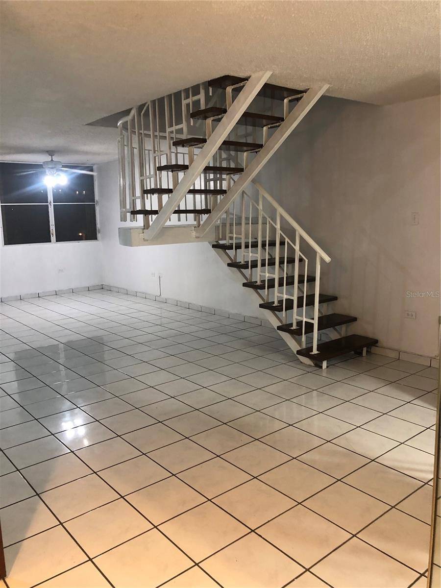 Guaynabo, PR 00969,A-410 AV. JUAN CARLOS DE BORBÓN