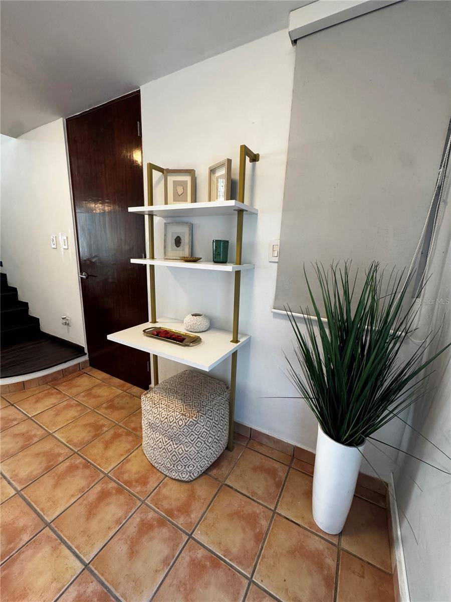 Dorado, PR 00646,693 VILLAS DE GOLF OESTE #135