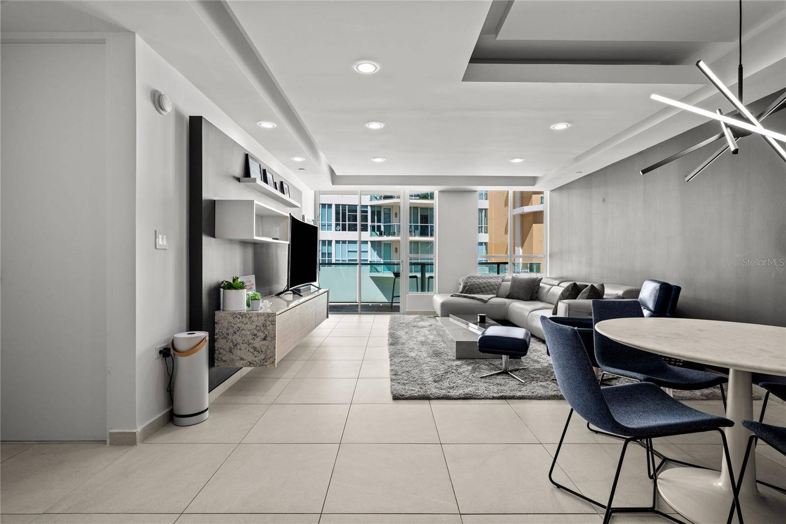 San Juan, PR 00901,25 Ave Muñoz Rivera BAHIA PLAZA APT #616