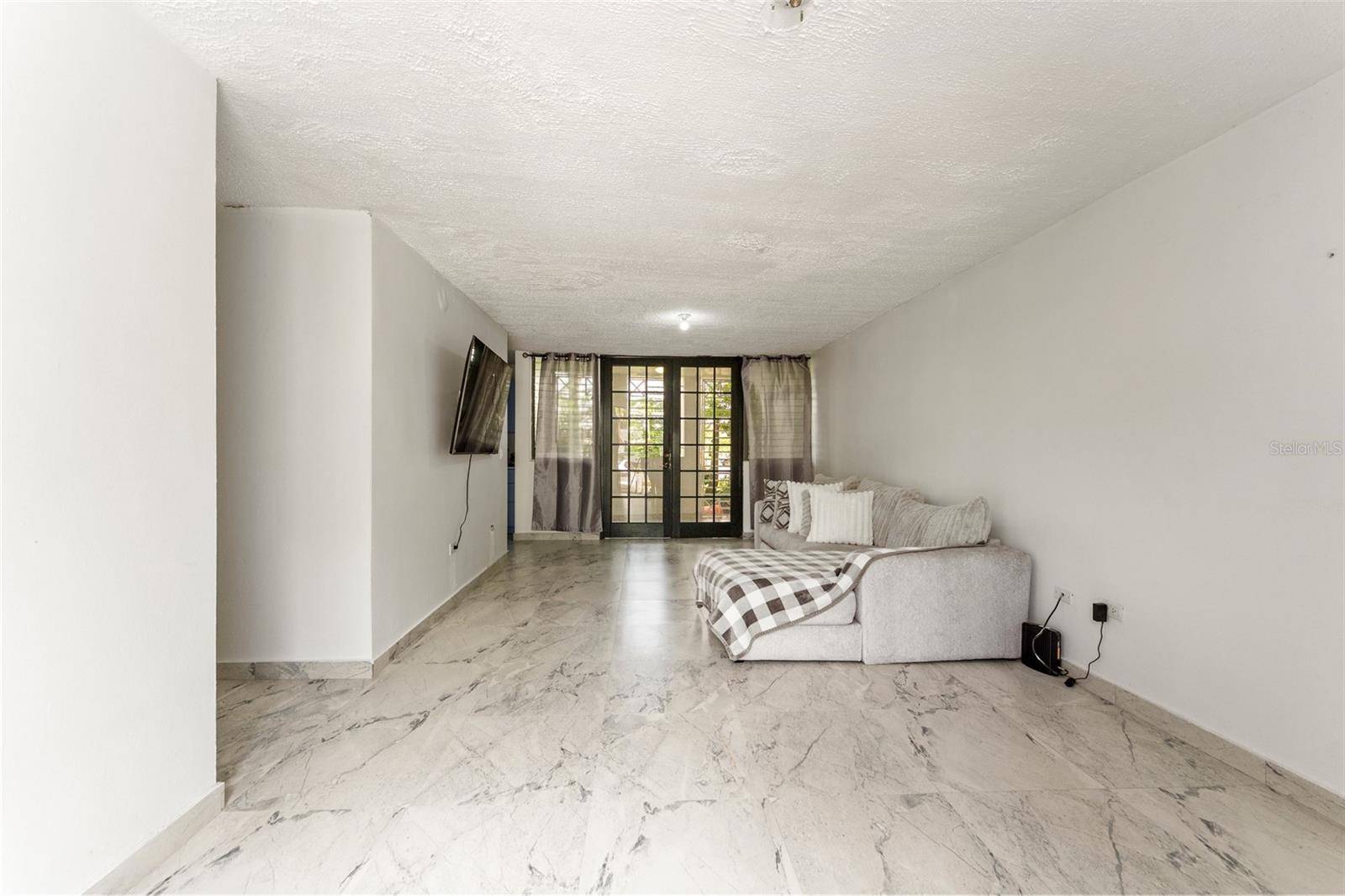 San Juan, PR 00918,Cond. GOLDEN COURT II, HATO REY #N 102