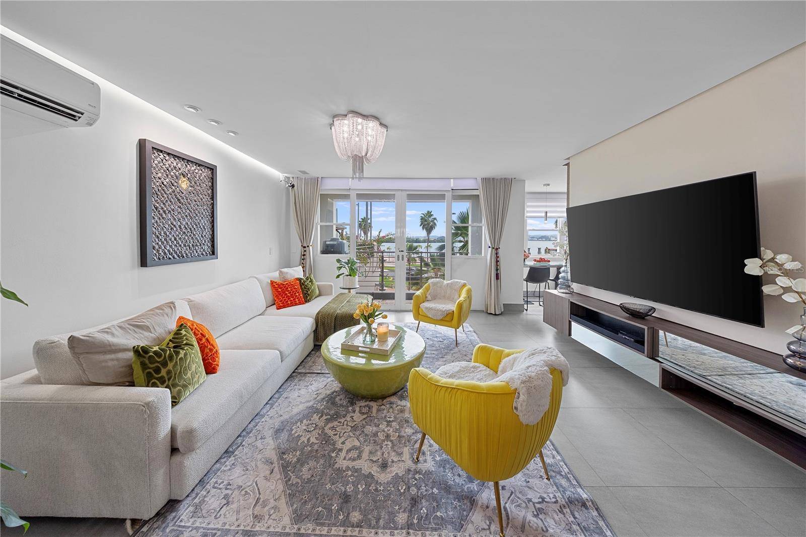 San Juan, PR 00901,100 CALLE DEL MUELLE #1205