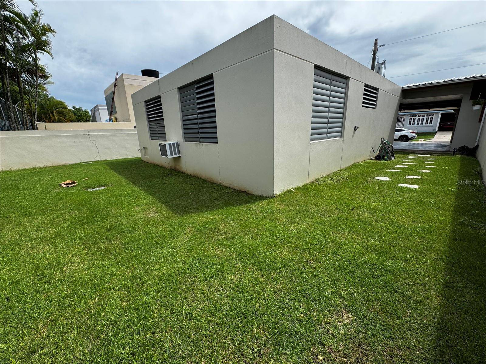 Carolina, PR 00987,CALLE BEGONIA URB. QUINTAS DE CAMPECHE #410