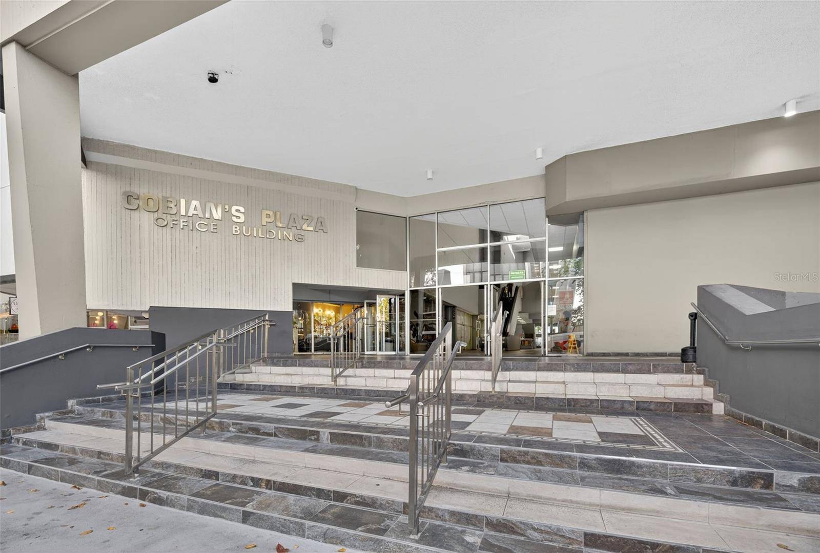 San Juan, PR 00909,1607 AVE PONCE DE LEON #Um24