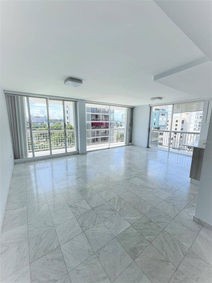 San Juan, PR 00907,1367-1369 LUCHETTI STREET #A