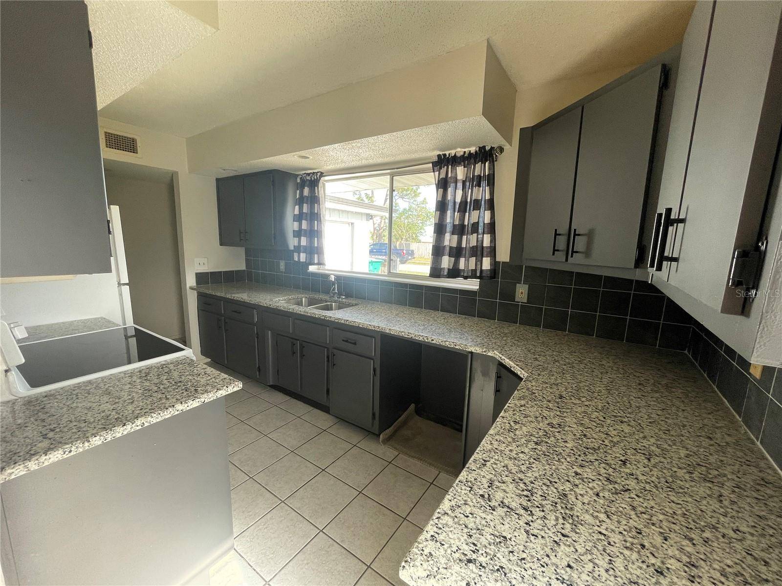 Port Charlotte, FL 33952,2529 EDNOR ST