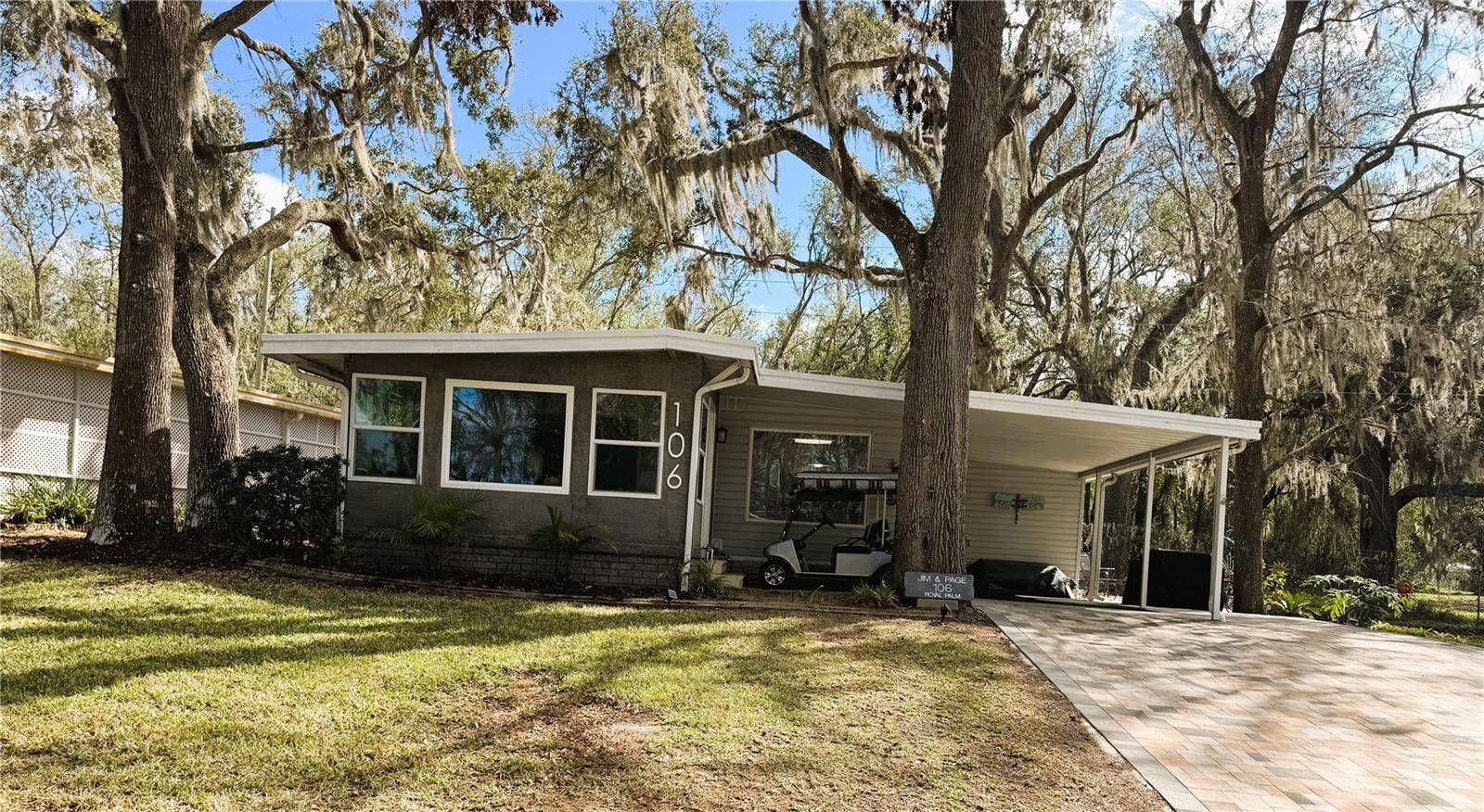 Leesburg, FL 34748,106 ROYAL PALM DR